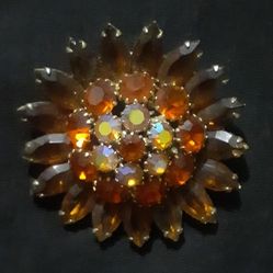 Topaz And Amber Tones Rhinestone Sunflower/Sun Burst Vintage Pin/Brooch