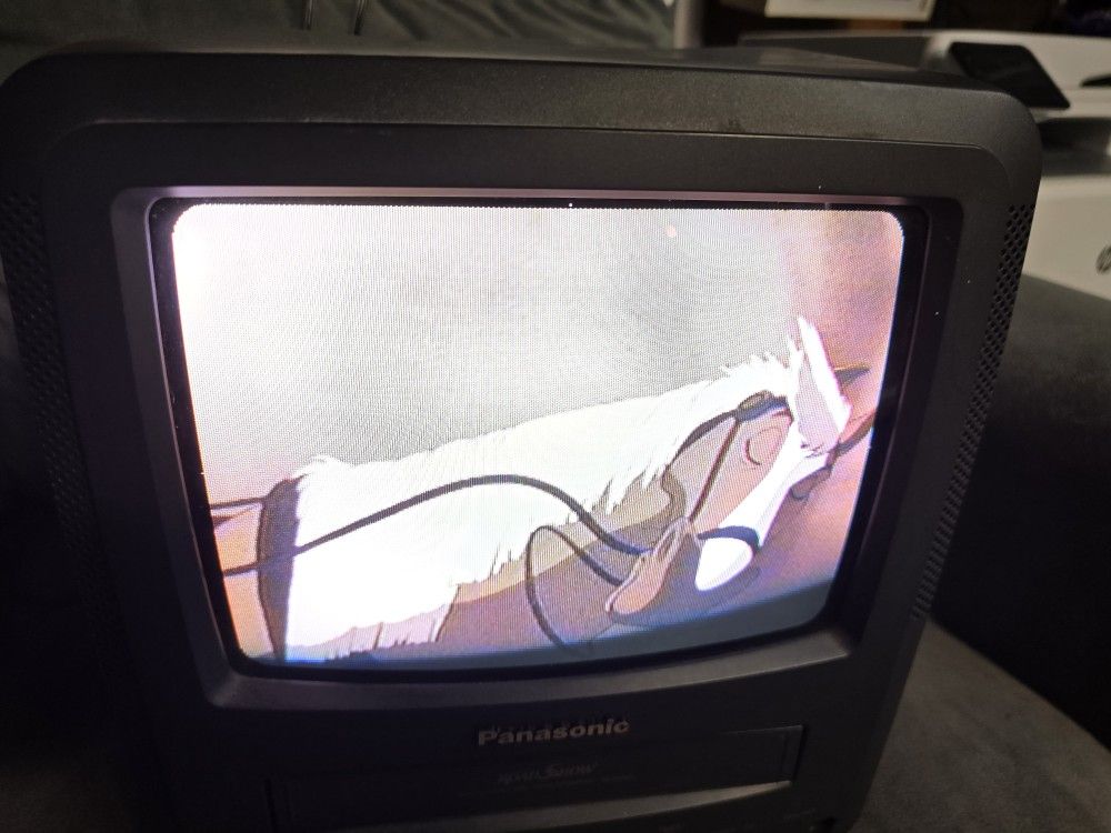 9” Combo Color TV VCR Panasonic RoadShow PV-C920 CRT Gaming Works Potable w/ car adapter remote