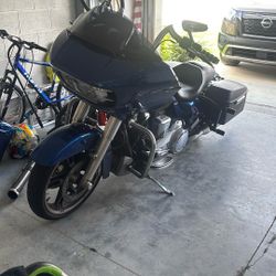 2017 Harley Road Glide Special 