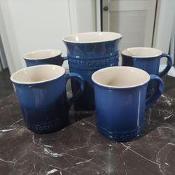 Le Creuset  Stoneware Set of 4; Le Creuset Stoneware Utensil Crock in a 