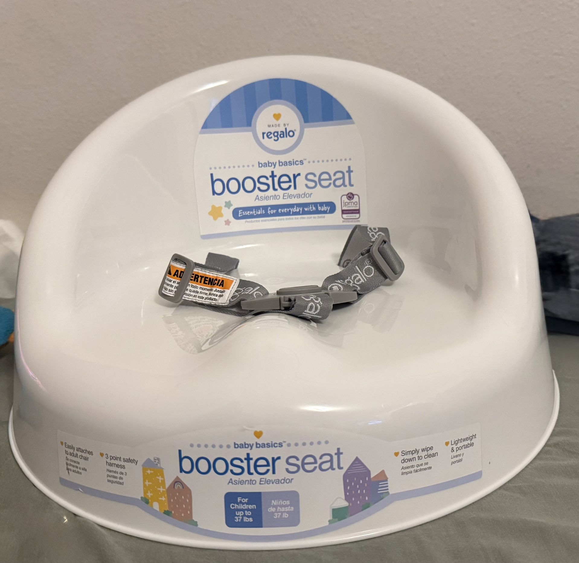 Regalo Baby Basics Booster Seat