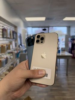 Apple - iPhone 12 Pro 6.1" (Unlocked) (Pre-owned) / 128GB / Fair- $1 Down Payment Plan Available