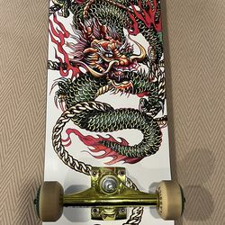 Fully built skateboard