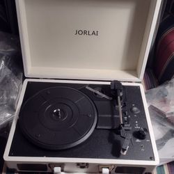 Portable Suitcase Turntable