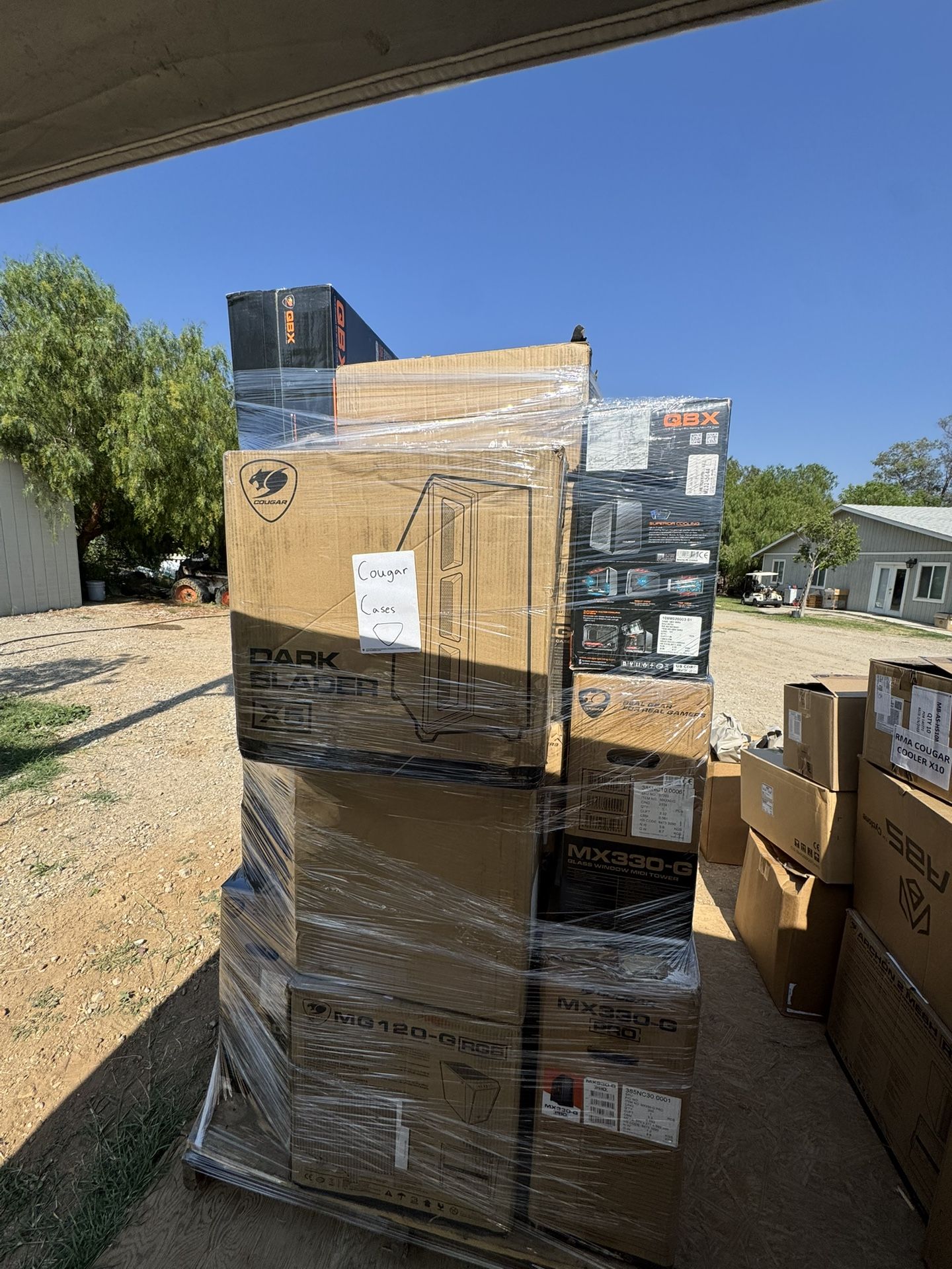 Cougar Cases Open box *READ DESCRIPTION*