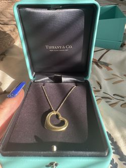 Tiffany & Co Elsa Peretti Open Heart Necklace Medium 18k Gold