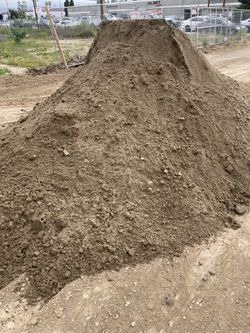 FREE DIRT LIKE TOP SOIL MATERIAL