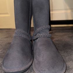 Woman's Bearclaw boots