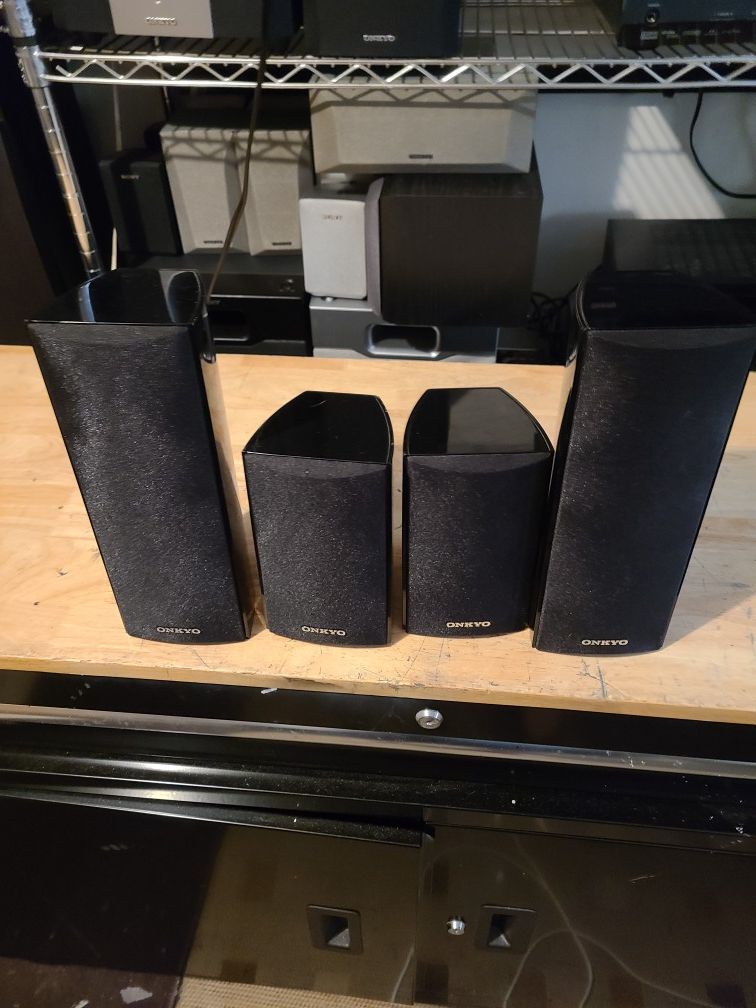 4 onkyo speakers $30 firm