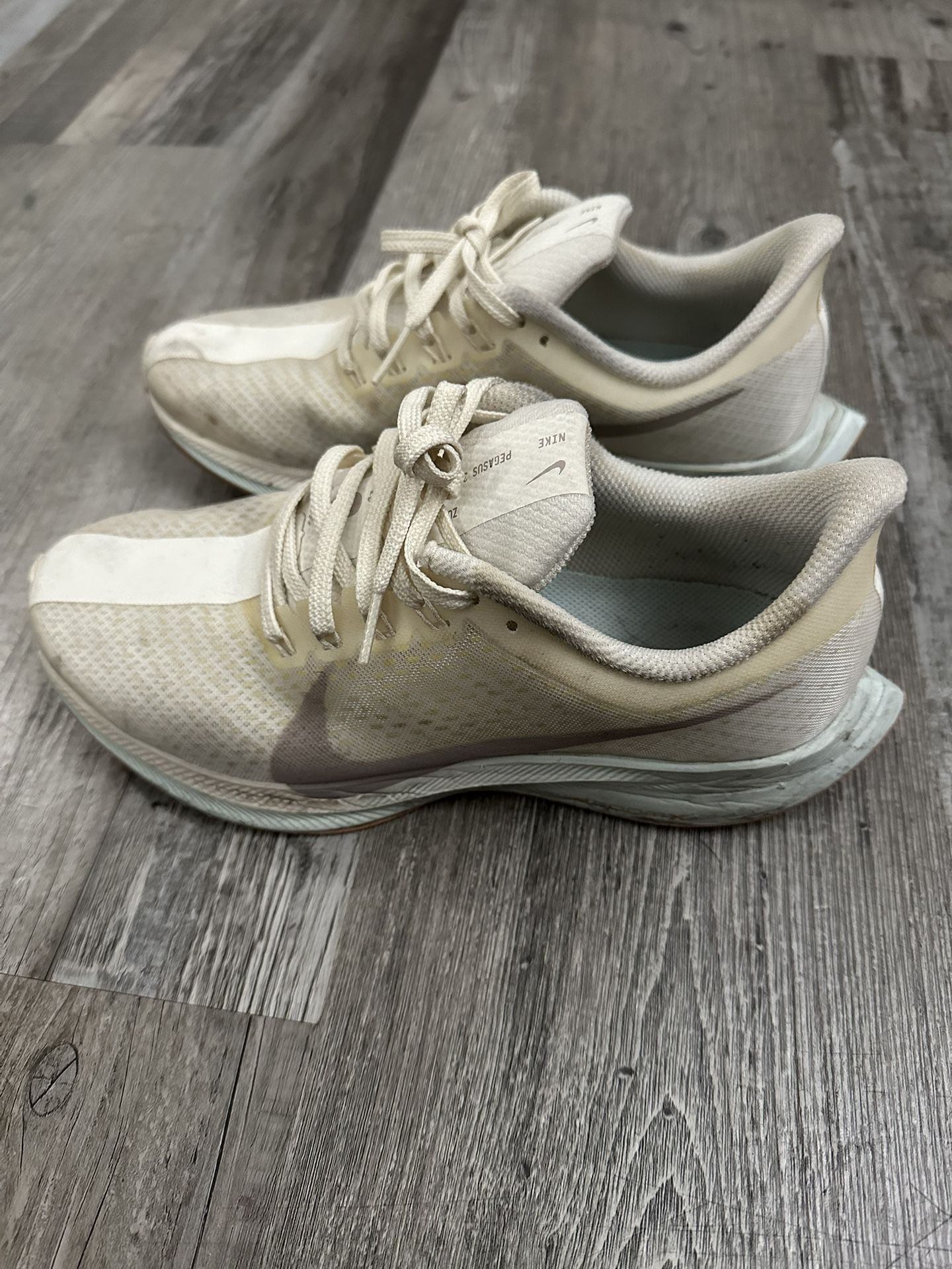 Nike women’s zoom Pegasus 35 Turbo