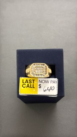 Man’s yellow gold diamond ring