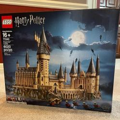 LEGO Harry Potter: Hogwarts Castle (71043) NEW IN BOX UNOPENED