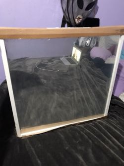 White Mirror