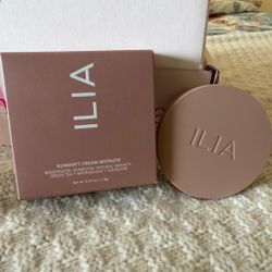 ILIA Sunshift Cream Bronzer