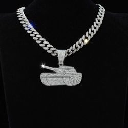 Tank Necklace 