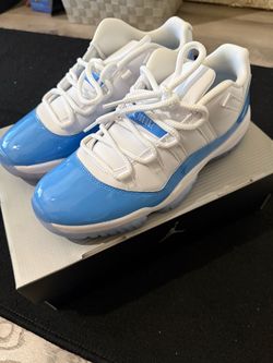 Jordan 11 Low University Blue