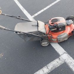 Husqvarna Auto Walk Mower