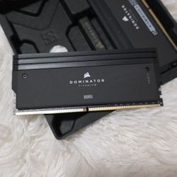 DDR5 64GB 6600MHz CL32 CORSAIR Dominator Titanium Ram