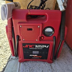 12 / 24 Volt Power Supply & Jump Starter