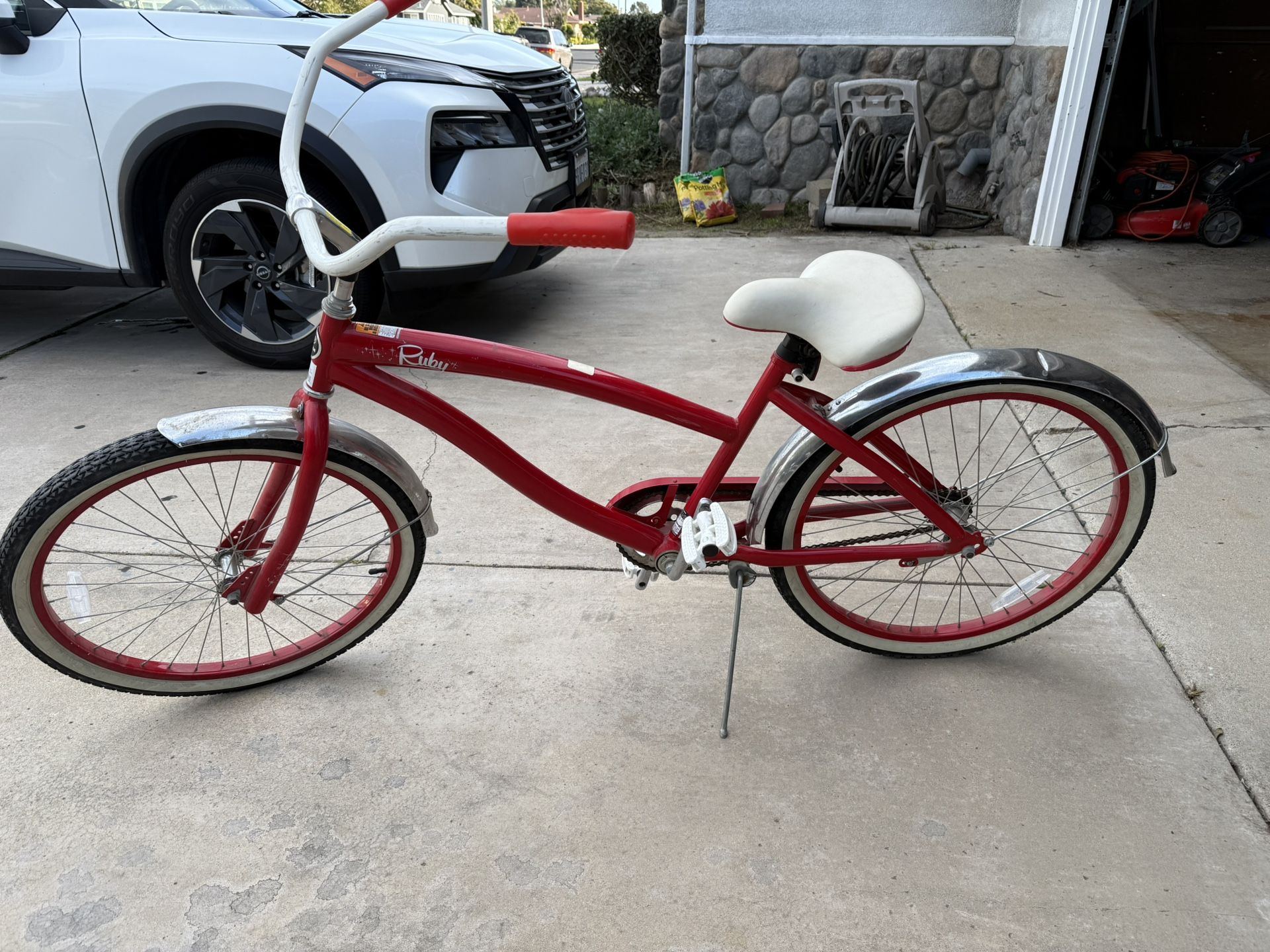 Magna “Ruby” Beach Cruiser Bike 24”