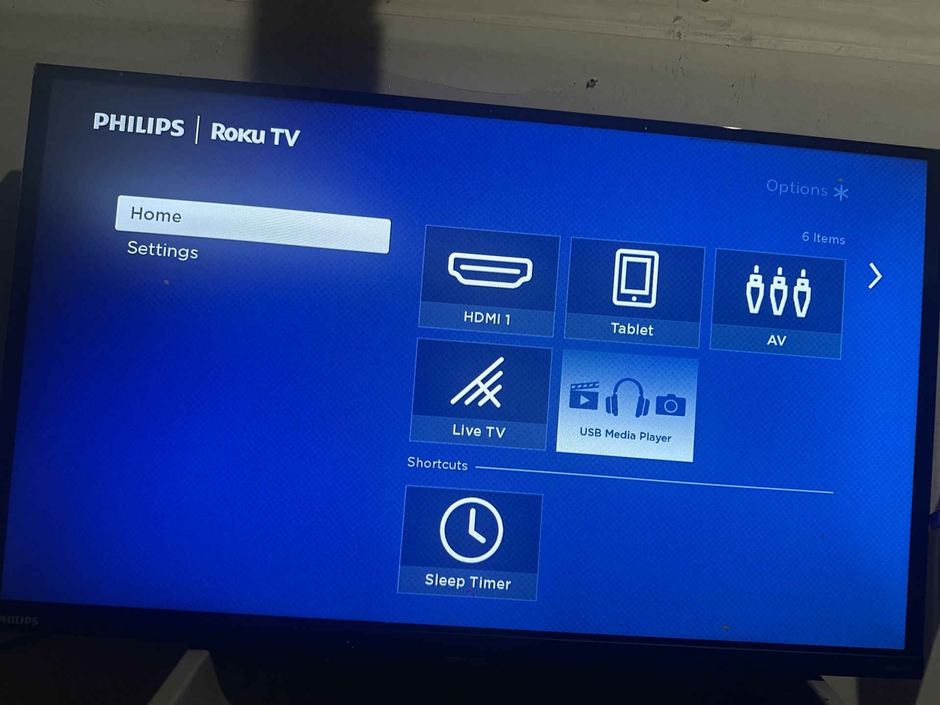 Phillips 32” 4k Roku Tv
