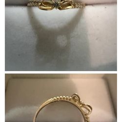 10k Sz 8 Bow Ring