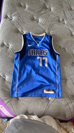 Nike Dallas Mavericks #77 NBA Jersey