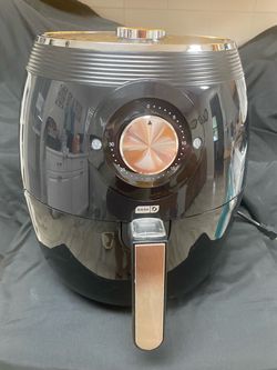 DASH 6 qt Delux Air Fryer