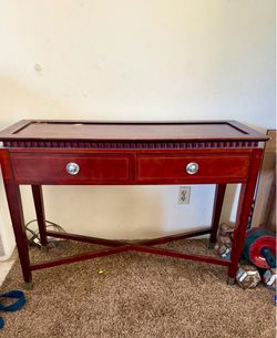 Accent table