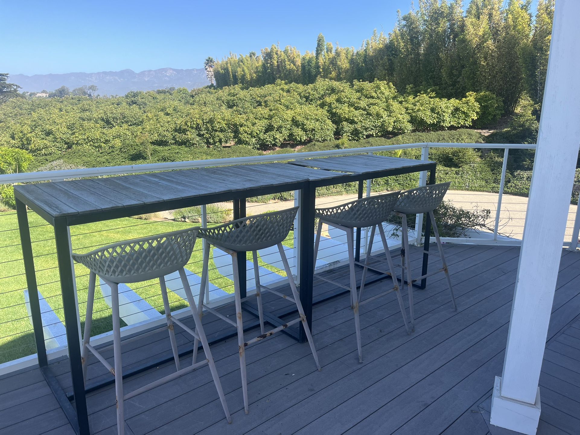 Outdoor Bar Table And Chairs 