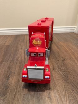 Disney Cars Super Mack Race Track