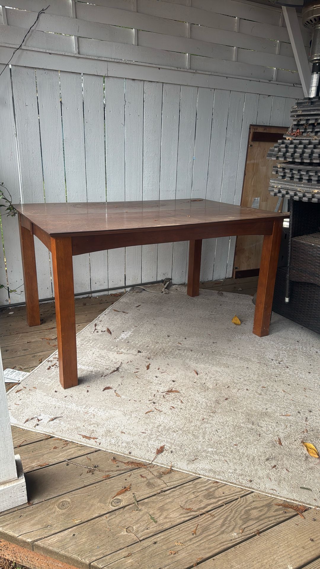 Wood Dinning Table