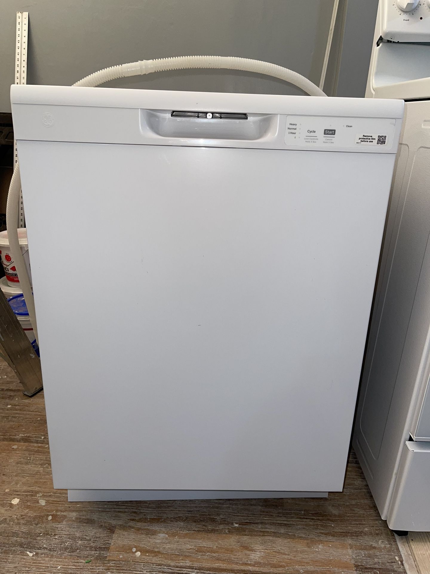 GE Appliances Dishwasher 