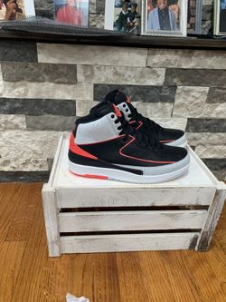 Jordan 2 Retro Infrared Cement