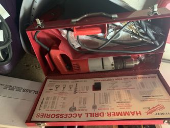 Milwaukee hammer drill w/ case