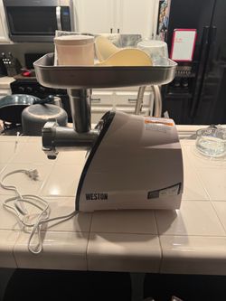 Weston Electric Meat Grinder with Accessories