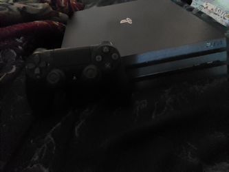 PS4 pro belly used I don’t need it