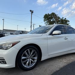 2015 Infiniti Q50