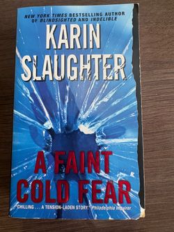 Karin Slaughter A Faint Cold Fear Paperback HarperTorch 2004 Fiction Thriller