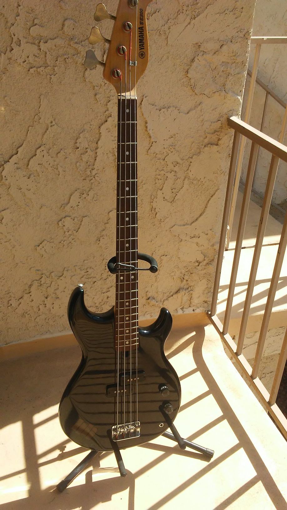 Yamaha BB300 Bass Guitar with black original case