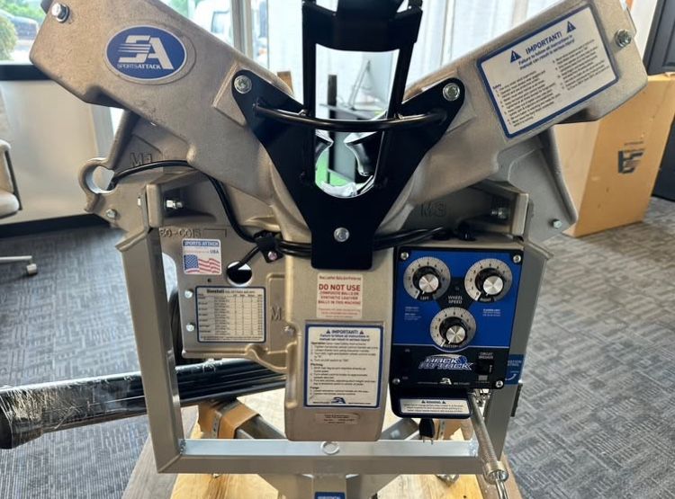 Junior Hack Attack Baseball/Softball Pitching Machine