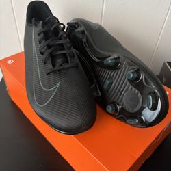 Nike mens Soccer Cleats