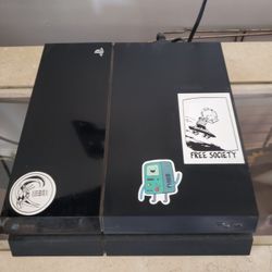 PS4 & Controller