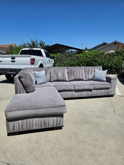 Gray Sectional Sofa 💥 Free Delivery 💥