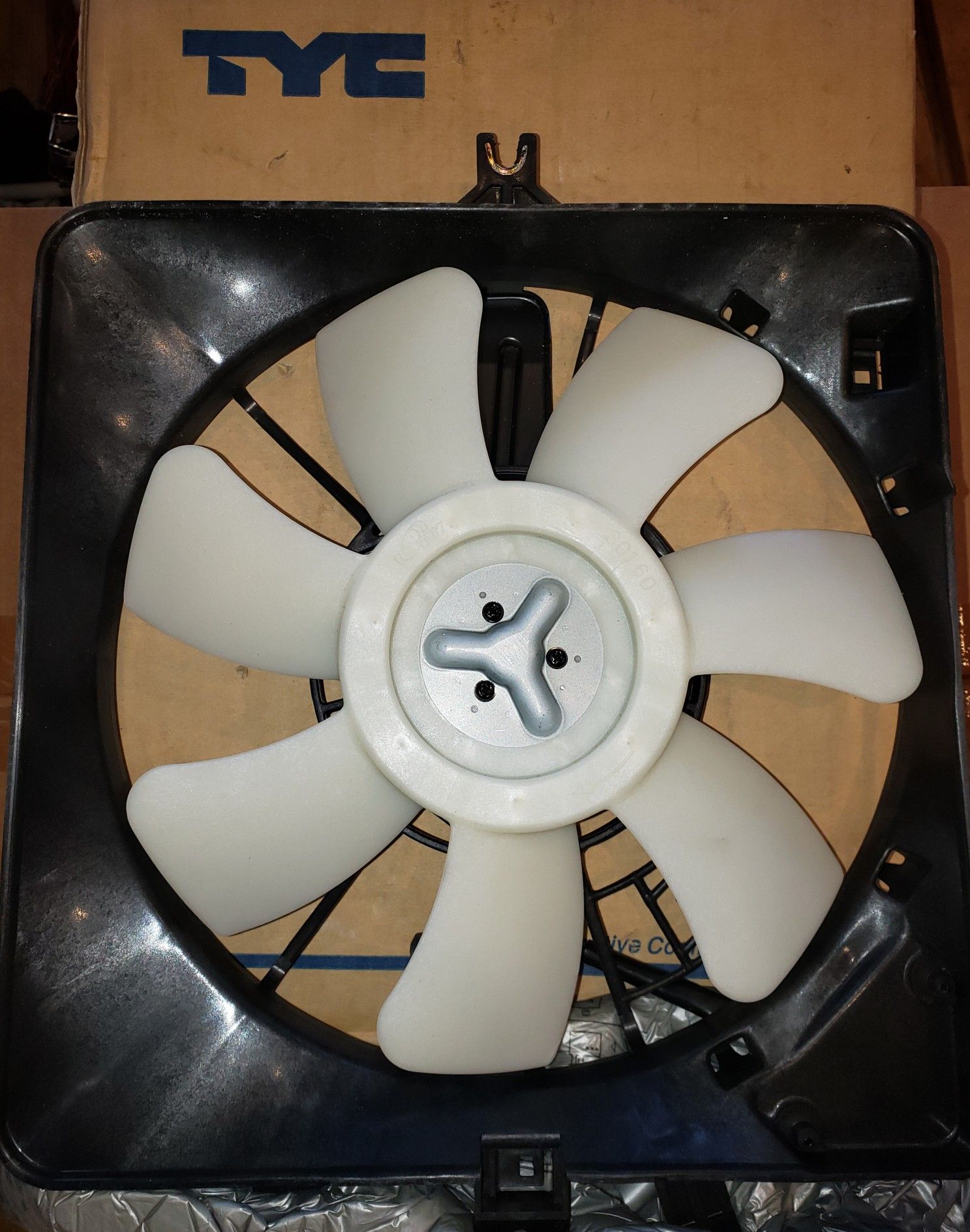 Honda FIT A/C fan. New Aftermarket