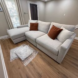 BRAND NEW Ashley Omaha 3-Piece Sectional w/ Chaise – $1,750