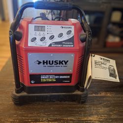 Husky 12 V Fully Automatic Smart Battery Charger with 60 AMP Engine Start