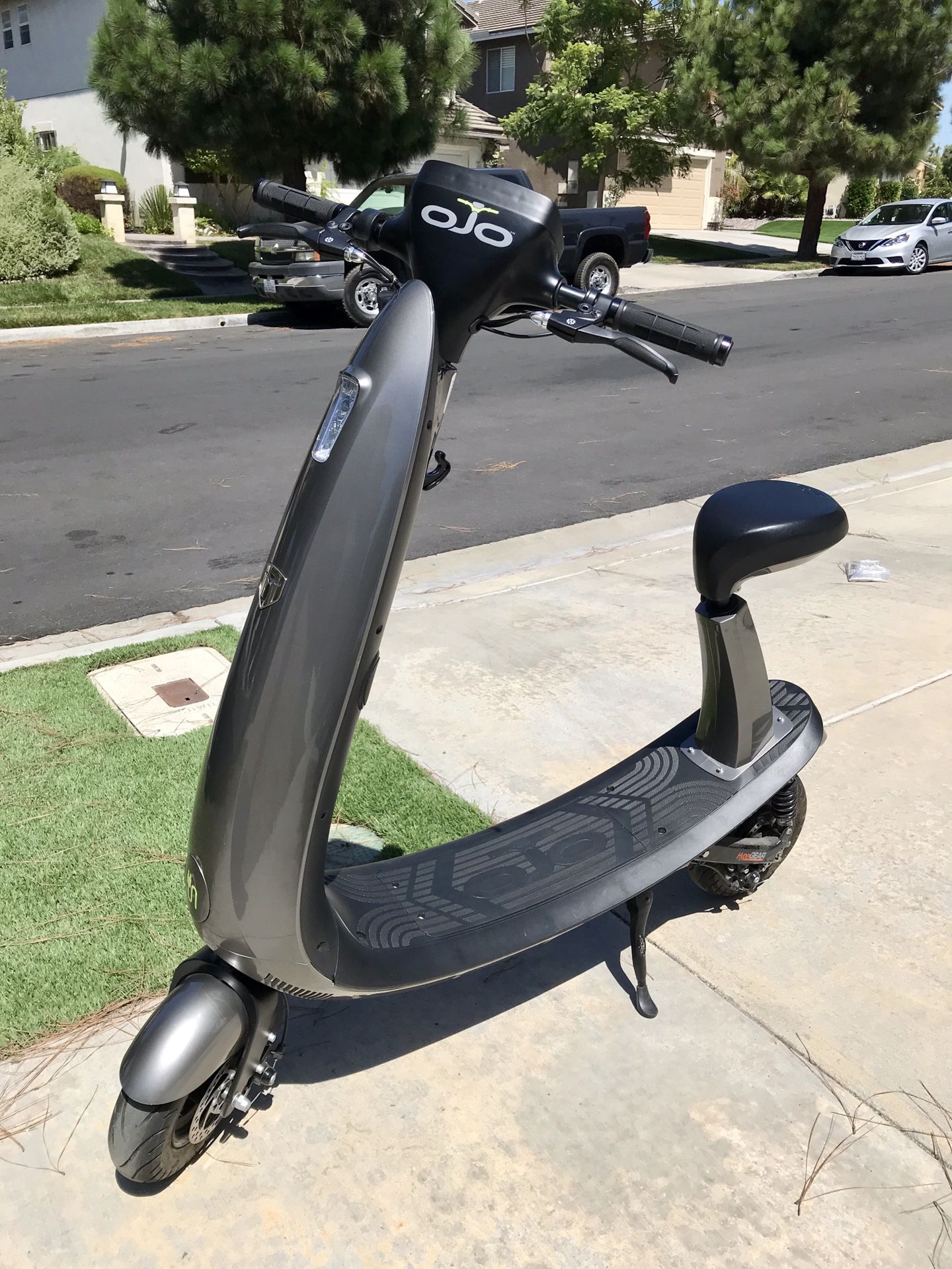 OjO Electric Commuter Scooter