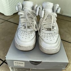 Nike Air Force 1 Mid