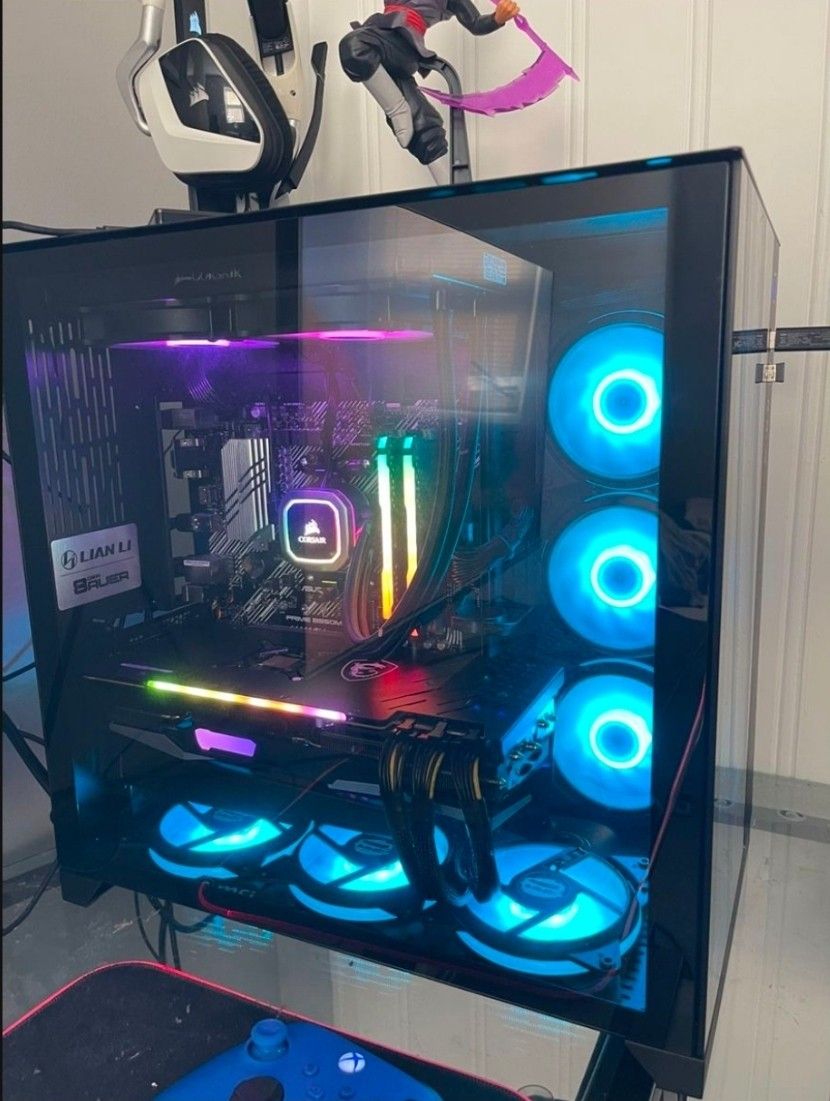 High-End Gaming PC - Ryzen 7 5800X, 6900XT, 32GB RAM, 2TB NVMe +4K 144Hz Monitor